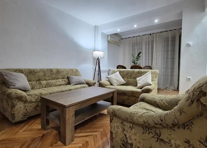 Apartment Skupi